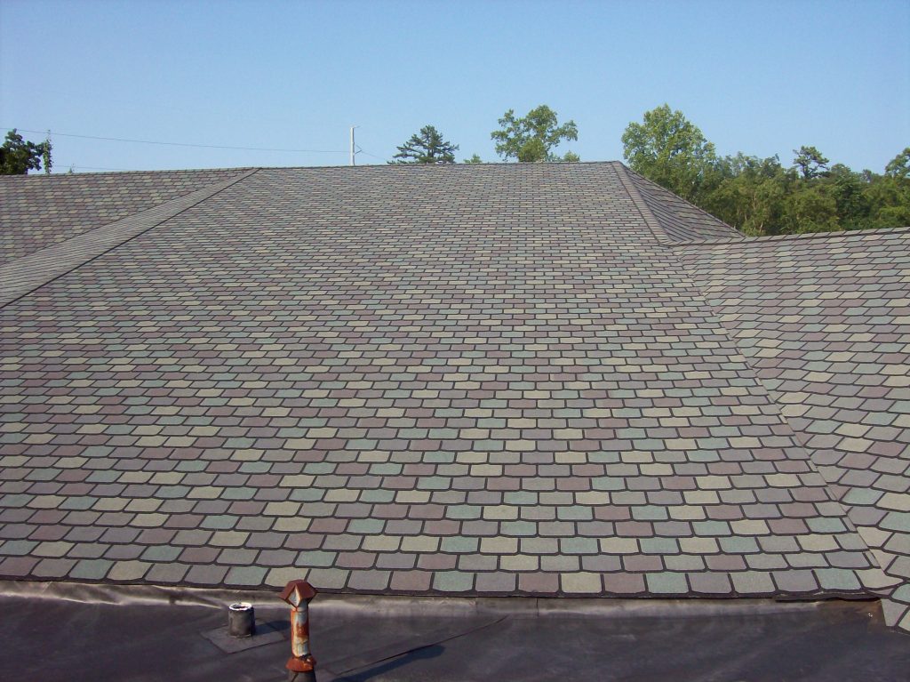Choosing The Right Shingle Color For Your Home